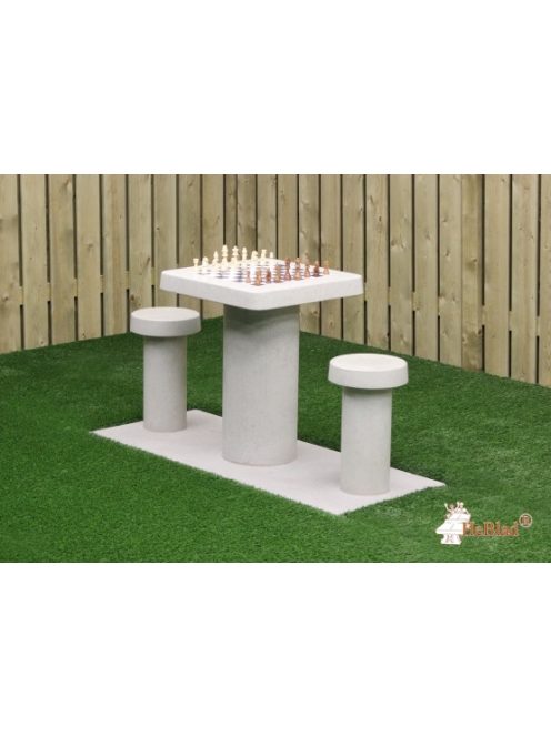 public HeBlad chess table ";version C"; with 2 chairs