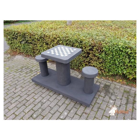 public HeBlad chess table ";version C"; with 2 chairs