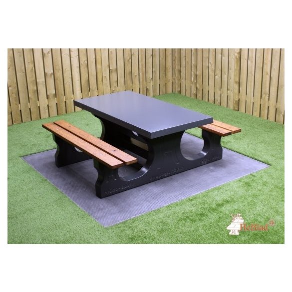 public HeBlad table with benches in many versions ";Version A";