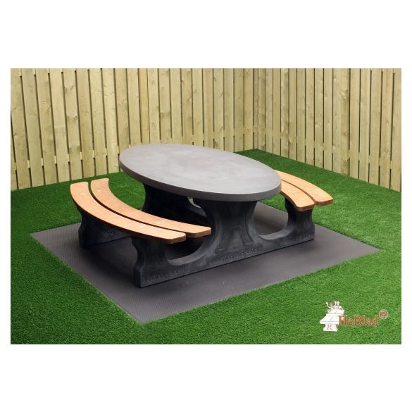 Public HeBlad table with benches in many versions ";Version B";