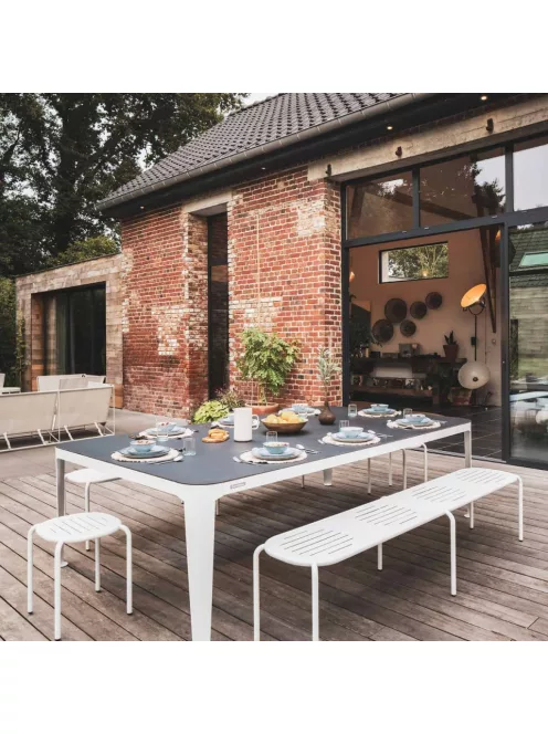 pad ping pong ill. biliárd és étkező asztal kültéri Cornilleau Hyphen 7' sötét fehér-hez, 220cm