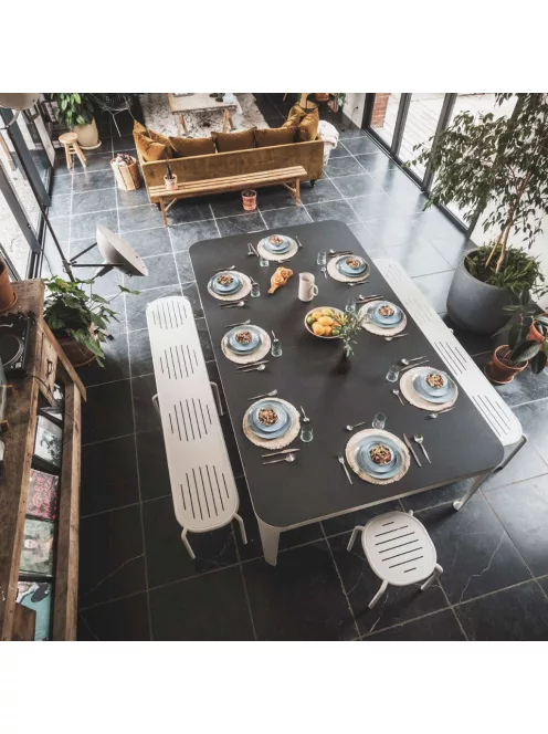 pad ping pong ill. biliárd és étkező asztal kültéri Cornilleau Hyphen 7' sötét fehér-hez, 220cm